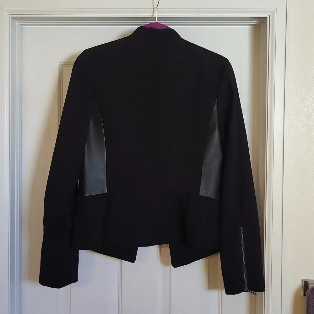 Jacket - Picture 2 of 6